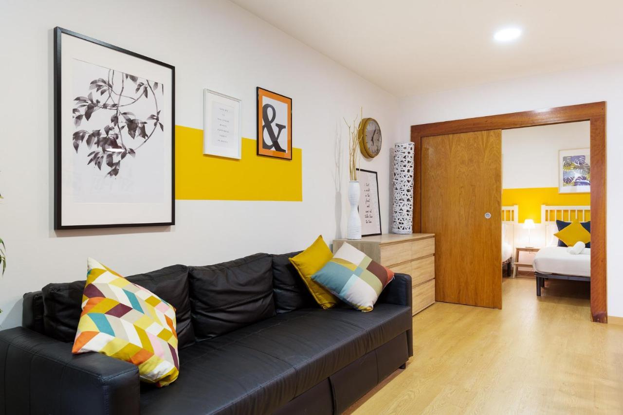 Stay U-Nique Apartments Passatge De Font บาร์เซโลนา ภายนอก รูปภาพ